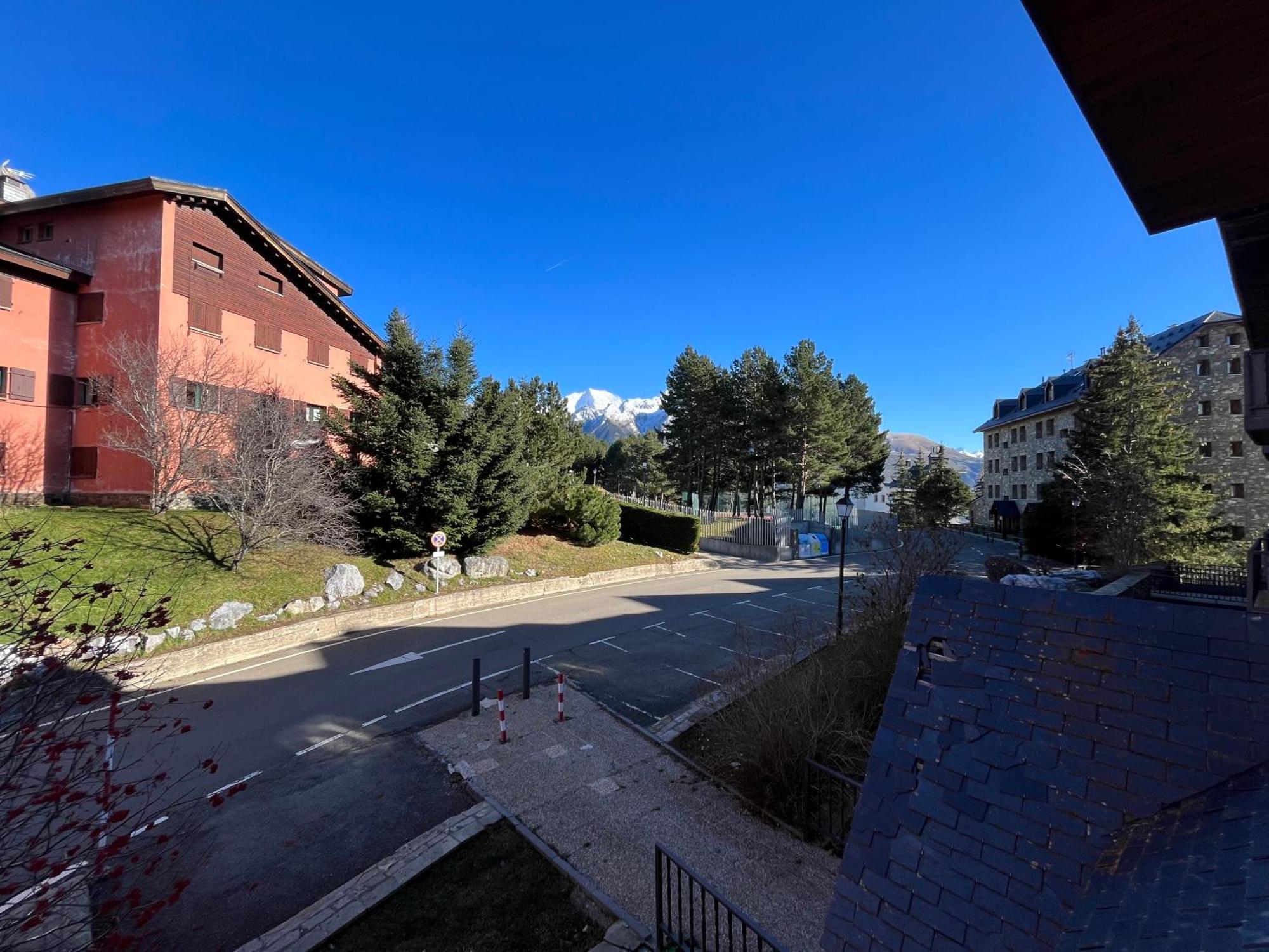 Apartamentos Baladrias Formigal Centro - Recien Reformado Eksteriør billede